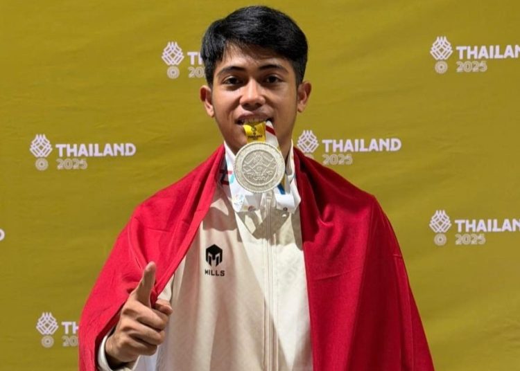 Atlet Muay Thai Asal Ngawi Sumbang Medali Perak SEA Games 2025