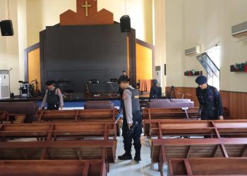 Polres Madiun Kota Gandeng Tim Jibom Brimob Sterilisasi Gereja Jelang Natal 2025