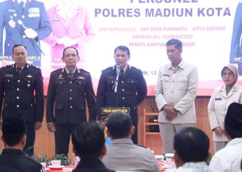 Polres Madiun Kota Gelar Pamit Kenal Wakapolres dan Pelepasan Personel Alih Tugas