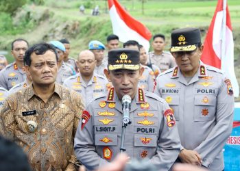 Kapolri Resmikan 19 Jembatan Merah Putih Presisi di Jateng, Perkuat Akses dan Ikatan Polri-Masyarakat