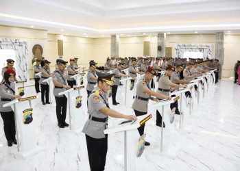 Polda Jateng Gelar Sertijab 32 Pamen, Kapolda Tekankan Amanah Jabatan dan Kesiapsiagaan Tugas