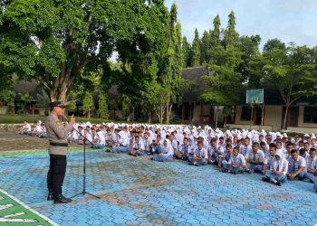 Polisi Ajak Pelajar SMKN 1 Kismantoro Jauhi Narkoba dan Kekerasan