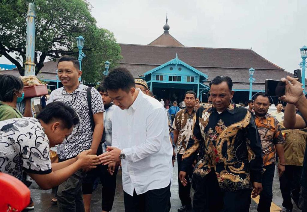 Menbud Ungkap Dana Hibah Keraton Solo Masuk Rekening Pribadi, Pihak Keraton Beri Klarifikasi