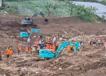 Hari Kedelapan Operasi SAR Longsor Pasirlangu, Empat Kantong Jenazah Kembali Ditemukan