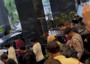 KPK Sita Uang Tunai dan Dokumen Saat Geledah Kantor Pusat Ditjen Pajak