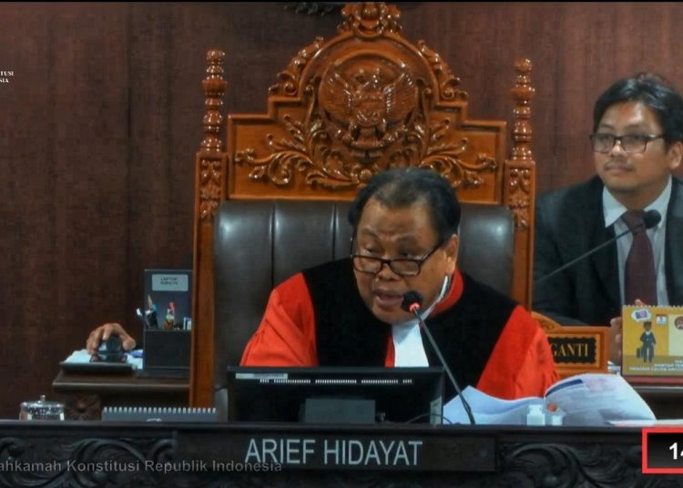MK Gelar Wisuda Purnabakti Hakim Konstitusi Arief Hidayat