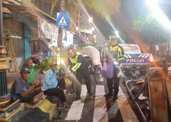 Satlantas Polres Madiun Kota Gelar Sahur On The Road, Perkuat Kamtibmas Selama Ramadhan 1447 H
