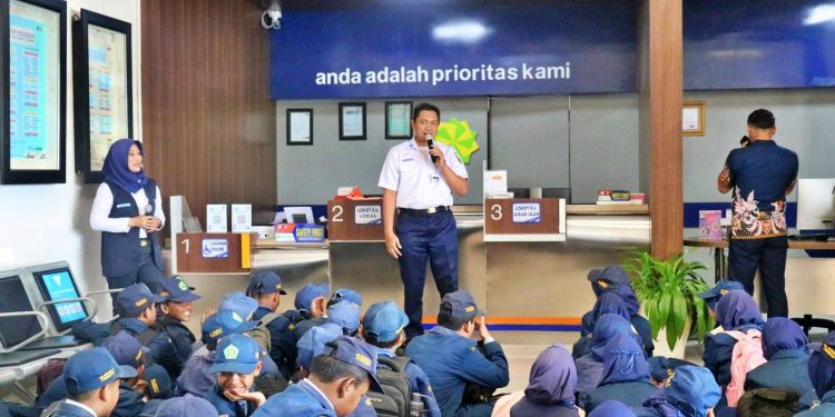 KAI Daop 7 Madiun Edukasi 431 Siswa Lewat Eduspoor