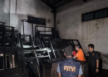 Polres Madiun Kota Gerak Cepat Tangani Kebakaran Gudang di Kartoharjo