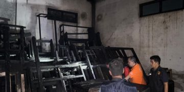 Polres Madiun Kota Gerak Cepat Tangani Kebakaran Gudang di Kartoharjo