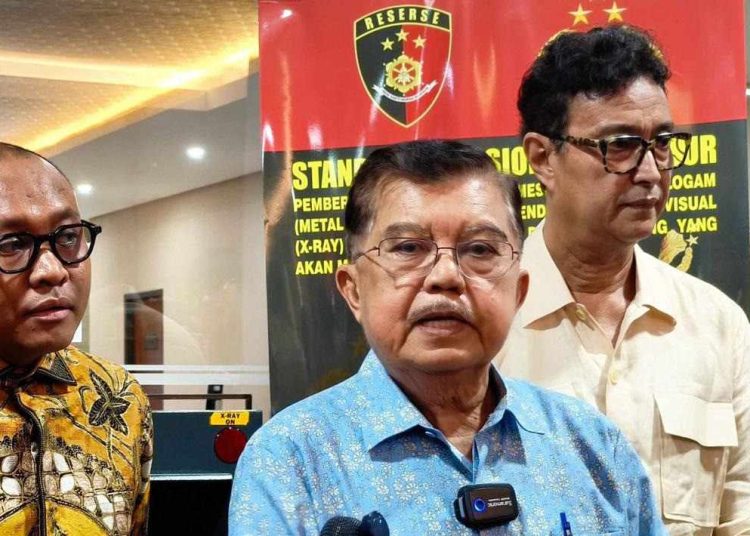 Jusuf Kalla Laporkan Rismon Sianipar ke Bareskrim, Bantah Tuduhan Dana Rp5 Miliar Isu Ijazah Jokowi