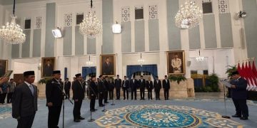 Prabowo Lantik Pejabat Baru Kabinet Merah Putih, Reshuffle Berlanjut di Sektor Strategis