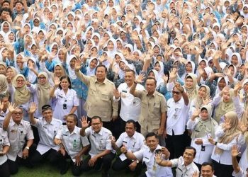 Prabowo Canangkan Revitalisasi 288 Ribu Sekolah, Fokus Perkuat Pendidikan dan Smart Class