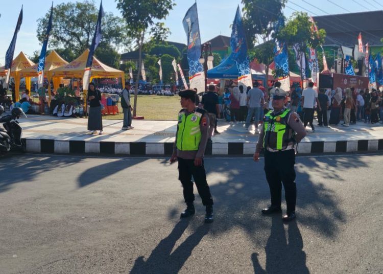 Ribuan Warga Padati Alun-alun Wonogiri, Bakso Gratis Jadi Simbol Persatuan di Hari Jadi ke-285