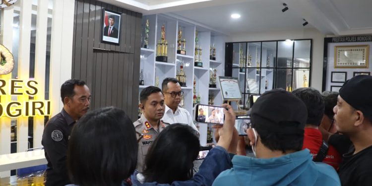 Polisi Bongkar Pencurian 1,9 Ton Getah Pinus di Hutan Perhutani Wonogiri