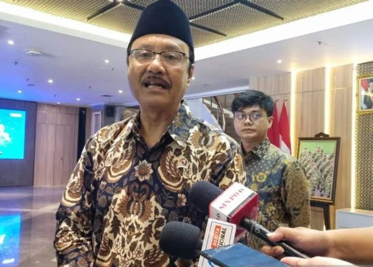 Mensos Tunda Kunjungan ke KPK Bahas Pengadaan Sepatu Sekolah Rakyat