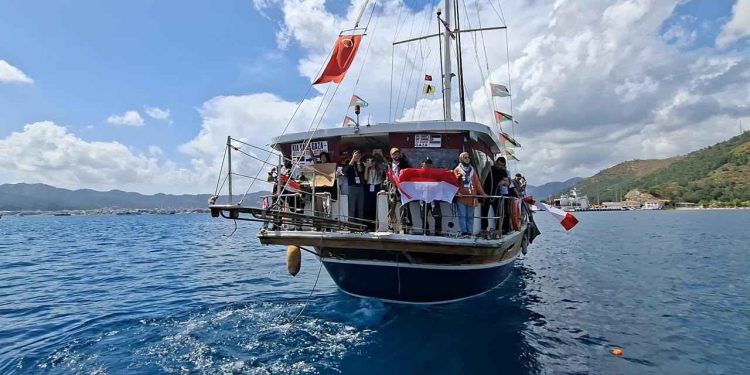 Tujuh WNI Relawan Global Sumud Flotilla Ditangkap Israel, Indonesia Kecam Pencegatan Kapal Bantuan Gaza