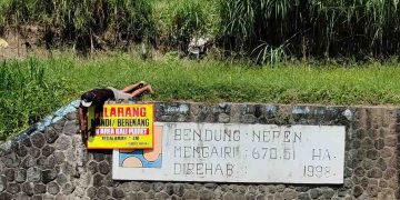 Polisi Edukasi Anak-anak di Bendungan Kali Pleret Boyolali, Antisipasi Risiko Tenggelam dan Bullying