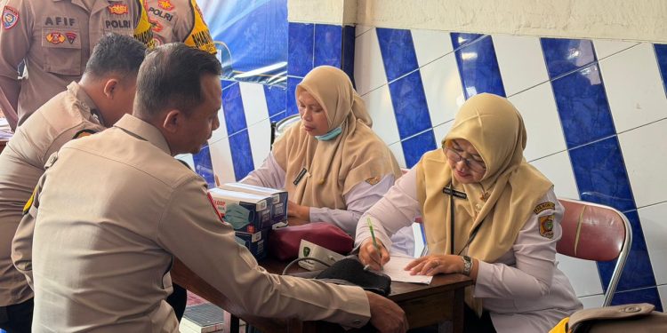 Jaga Garda Terdepan, Polres Wonogiri Gelar Screening TB dan Cek Kesehatan untuk 75 Bhabinkamtibmas