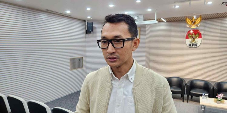 KPK Periksa Direktur Batu Bara Kementerian ESDM dalam Pengusutan Dugaan Gratifikasi Tambang di Kutai Kartanegara