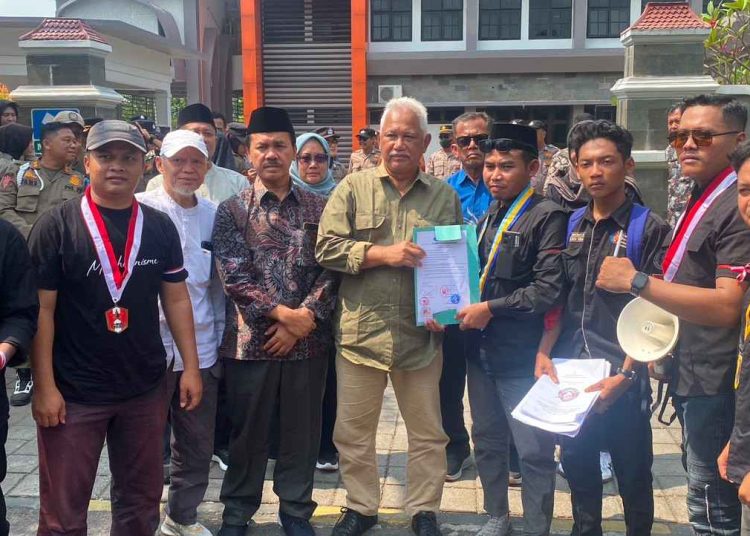 Aliansi Mahasiswa Ngawi Turun ke Jalan, Soroti BBM, RUU Perampasan Aset hingga Alih Fungsi Lahan Pertanian