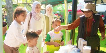 KAI Daop 7 Madiun Edukasi Keselamatan Kereta Api Saat Libur Sekolah