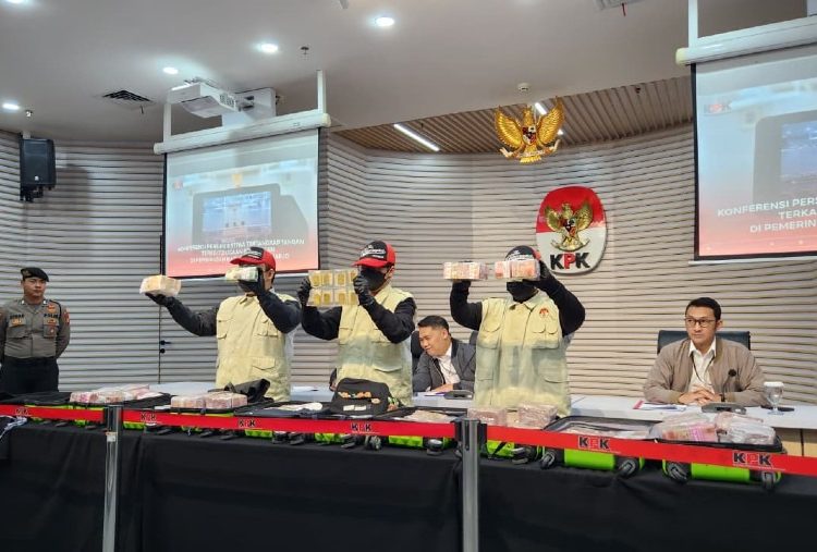 KPK Tetapkan Bupati Sukoharjo Etik Suryani Tersangka Dugaan Pemerasan, Sita Aset Senilai Rp21,2 Miliar