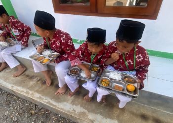Lebih dari 10 Ribu Porsi MBG Disalurkan di Ngadirojo, Polri Pastikan Distribusi Aman dan Tepat Sasaran