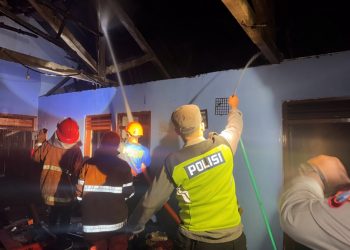 Diduga Korsleting Listrik, Rumah Lansia di Ngawi Ludes Terbakar, Kerugian Capai Puluhan Juta Rupiah