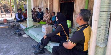Polsek Eromoko Salurkan Bantuan untuk Korban Kebakaran, Tegaskan Kehadiran Polri dalam Aksi Kemanusiaan