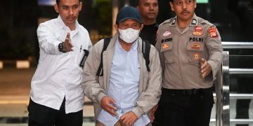 KPK Naikkan Kasus Bupati Lombok Barat ke Penyidikan, Delapan Orang Masih Diperiksa