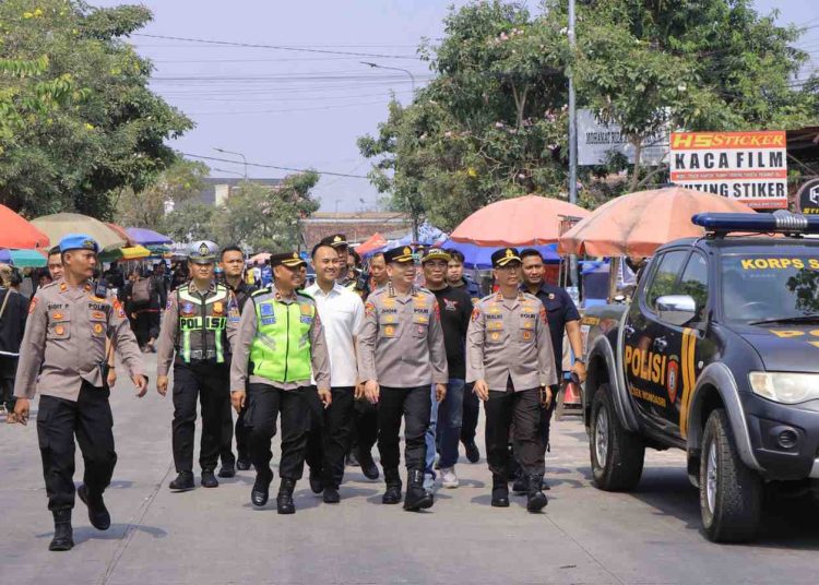 Karoops Polda Jatim Tinjau Pengamanan Pengesahan Warga Baru IKS PI Kera Sakti di Madiun