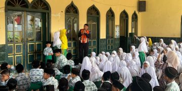KAI Daop 7 Madiun Edukasi Keselamatan Kereta Api kepada Siswa