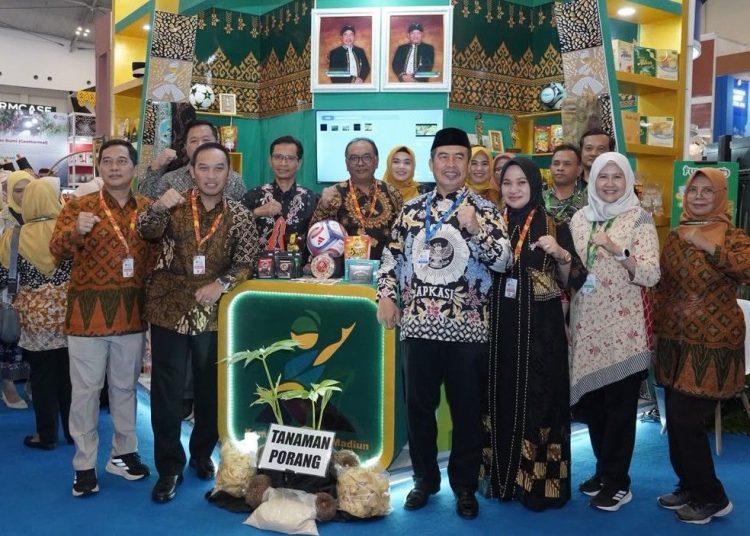 Pemkab Madiun Promosikan Beras Porang dan Potensi Investasi di AOE 2026