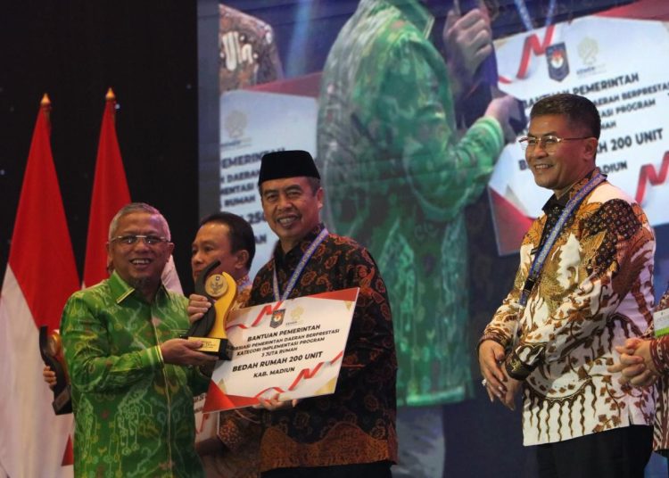 Kabupaten Madiun Tembus Tiga Besar Nasional, Raih 200 Unit BSPS