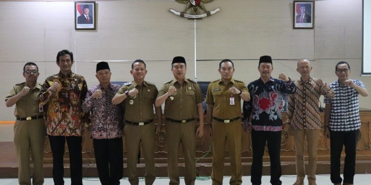 Bupati Madiun Lepas Tujuh Kepala Perangkat Daerah Purna Tugas