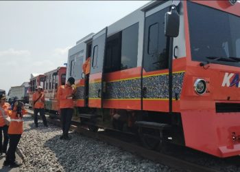 VP Daop 7 Madiun Cek Jalur Madiun–Kertosono Gunakan Lori Dresin