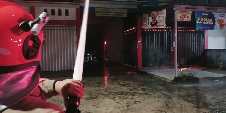 Ruko Rocket Chicken di Bojonegoro Ludes Terbakar, Kerugian Ditaksir Capai Puluhan Juta Rupiah