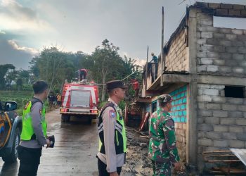 Kandang Ayam Terbakar di Slogohimo, 7.000 Anak Ayam Mati, Kerugian Capai Ratusan Juta