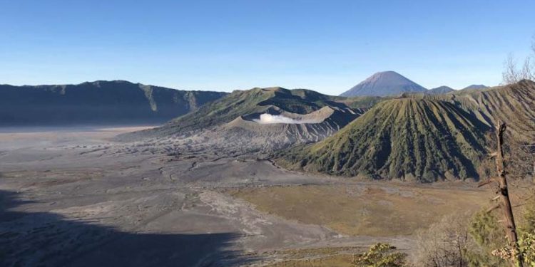 Setelah Kebakaran 13 Hari, Gunung Bromo Kembali Dibuka untuk Wisatawan Mulai 20 Agustus