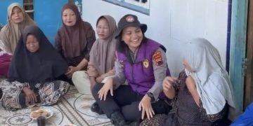 Tim Trauma Healing Polda Jateng Dampingi 243 Warga Terdampak Gempa di Manggarai Barat
