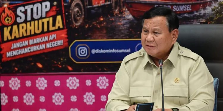 Prabowo Pantau Karhutla Jambi dan Lampung, Minta Titik Api Way Kambas Segera Dipadamkan