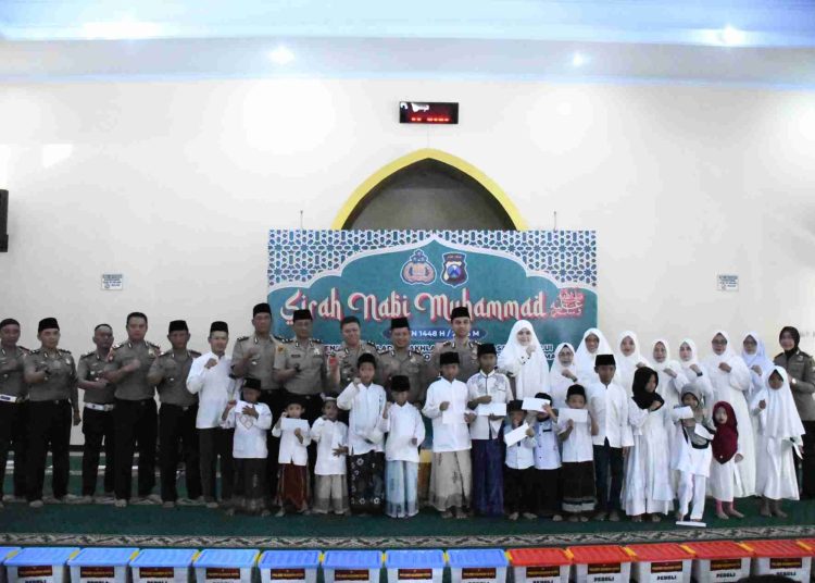 Maulid Nabi di Polres Madiun Kota Diwarnai Santunan Yatim dan Ojol