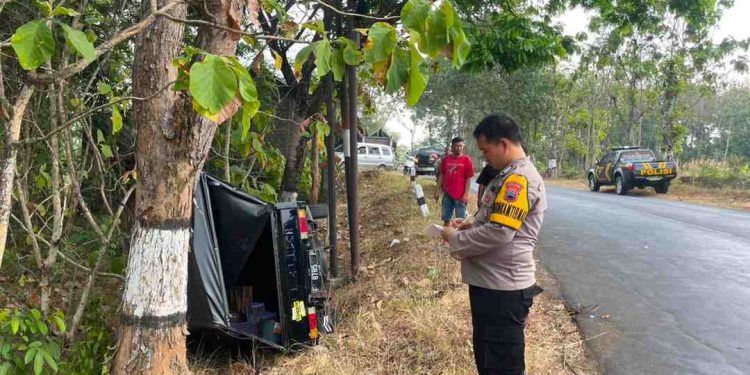 Diduga Alami Gangguan Kemudi, Pikap Terjun ke Jurang di Sidoharjo, Polisi Lakukan Evakuasi Cepat