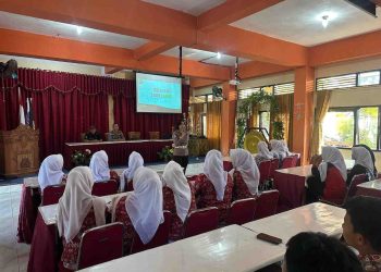Satlantas Polres Wonogiri Edukasi Pelajar SMKN 1 Wonogiri, Tanamkan Budaya Tertib Berlalu Lintas