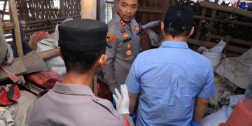 Kapolres Ngawi Pimpin Olah TKP Dugaan Penganiayaan yang Tewaskan Seorang Perempuan, Anak Kandung Diamankan