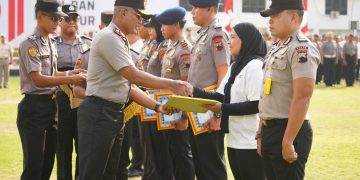 49 Personel dan Warga Sipil Terima Penghargaan Kapolda Jateng, Dedikasi dan Prestasi Jadi Sorotan