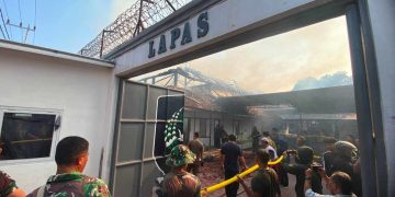 Gudang dan Aula Lapas Ngawi Terbakar, Asap Hitam Membumbung hingga Jadi Perhatian Warga