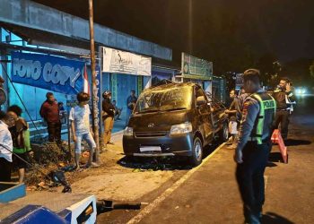 Pick Up Terguling di Bulusulur Wonogiri, Dua Orang Alami Luka Ringan