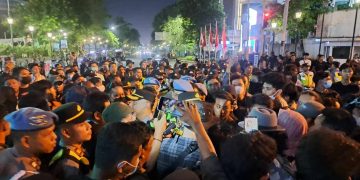 Demo Aliansi Masyarakat Sipil di Yogyakarta Berujung Kericuhan, Massa Saling Dorong